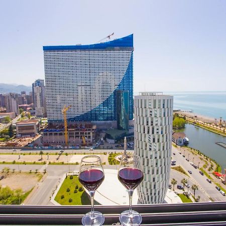 Lamazi View Apartment באטומי מראה חיצוני תמונה