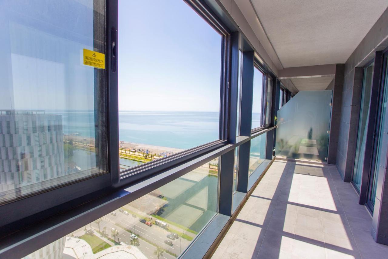 Lamazi View Apartment באטומי מראה חיצוני תמונה