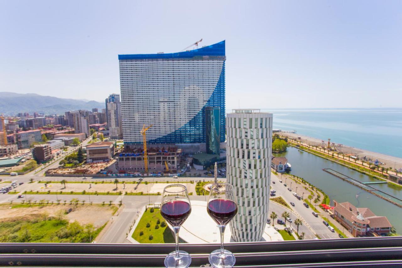 Lamazi View Apartment באטומי מראה חיצוני תמונה