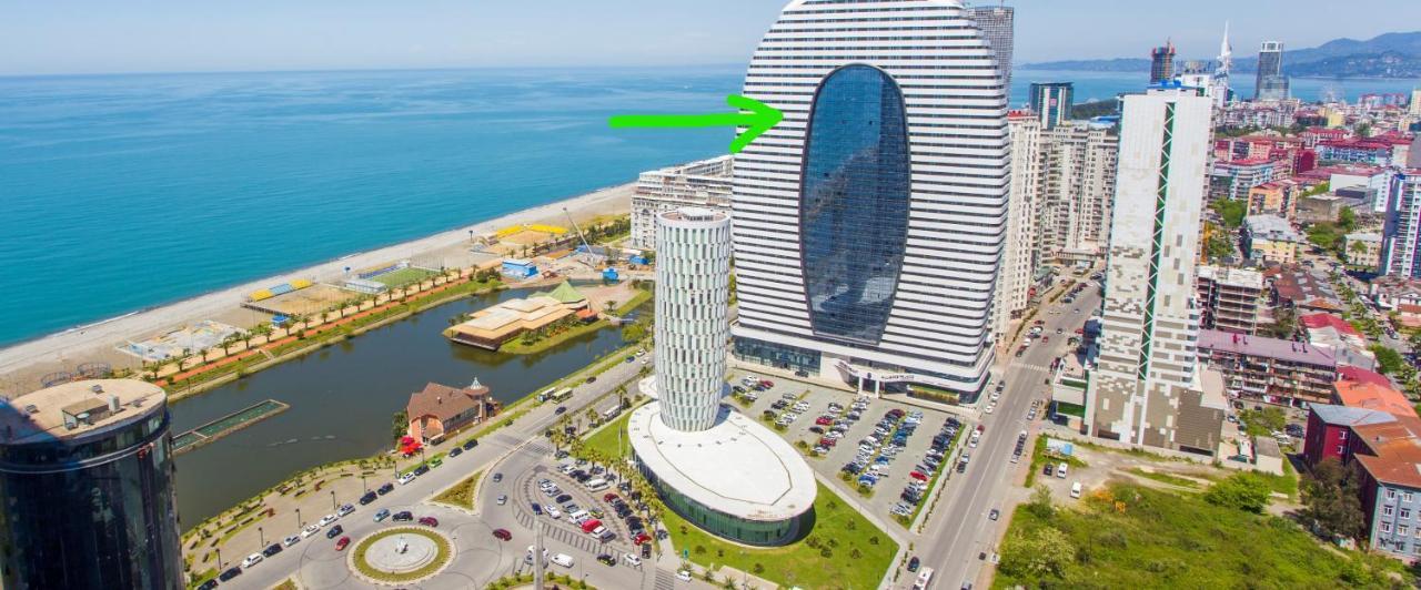 Lamazi View Apartment באטומי מראה חיצוני תמונה